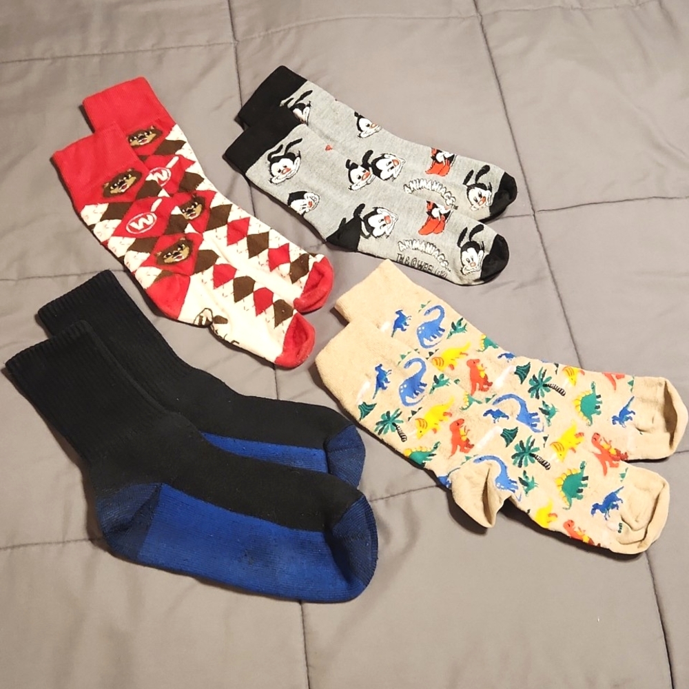 4 pair casual socks